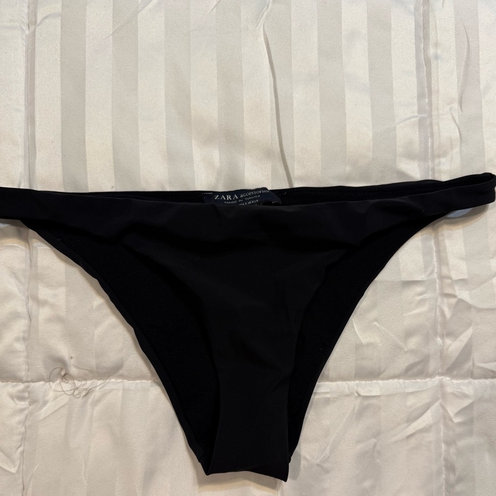 Zara Elegant Black Swimwear Bottom